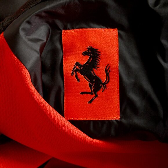 Scuderia Ferrari Men's Red Hooded Logo Softshell Jacket US 3XL IT 58 - Picture 6 of 6